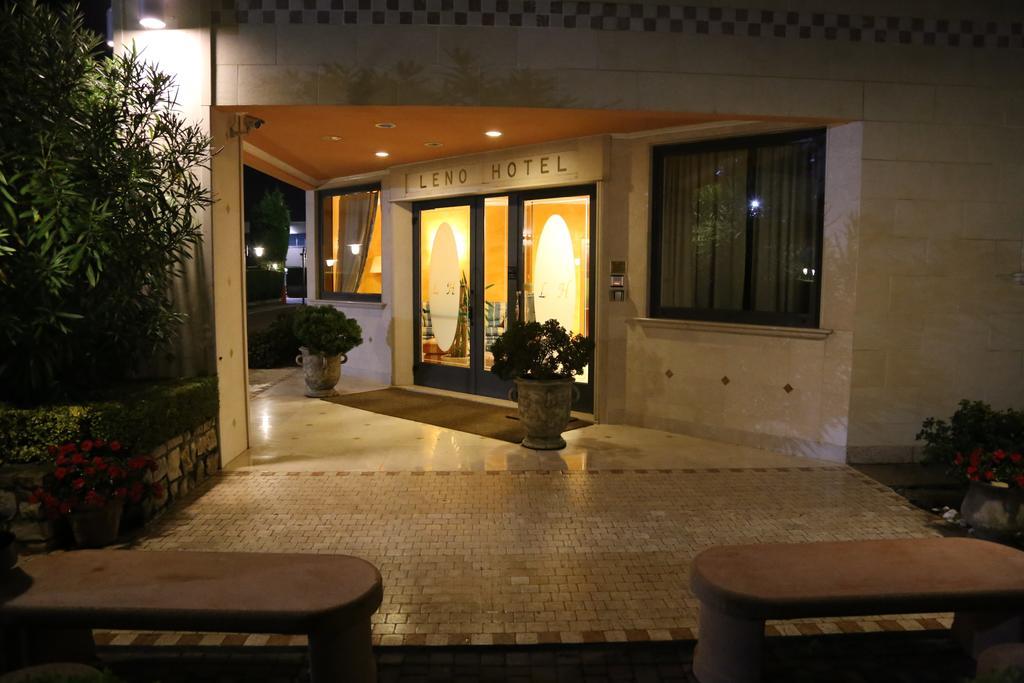 Hotel Lenotel Bagian luar foto